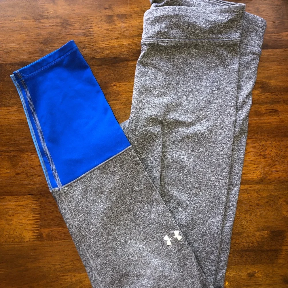 UA leggings/compression pants - Picture 3 of 3